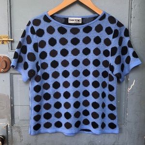 Vintage sweater Size Small